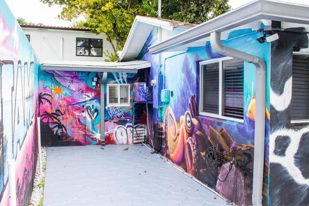 Cozy & Colorful Miami Art Canvas W/Hottub & Murals Екстер'єр фото
