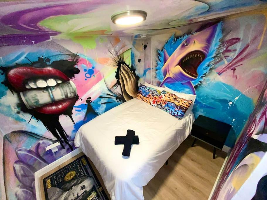 Cozy & Colorful Miami Art Canvas W/Hottub & Murals Екстер'єр фото